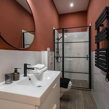 Downtown Amber Nest, Sun ブダペスト